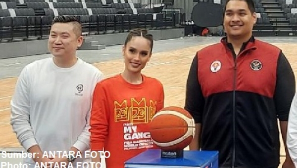cinta laura